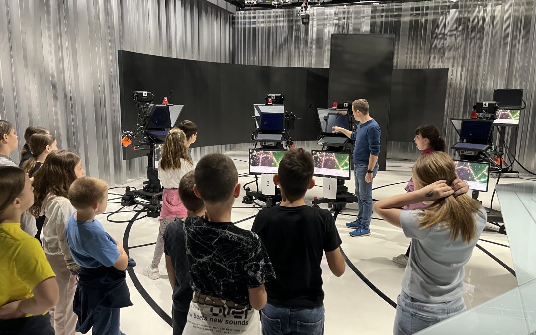 Učenci 4. razreda na obisku RTV Slovenija